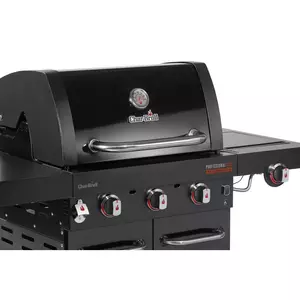 Charbroil Professional Core B3 Gas BBQ - image 3